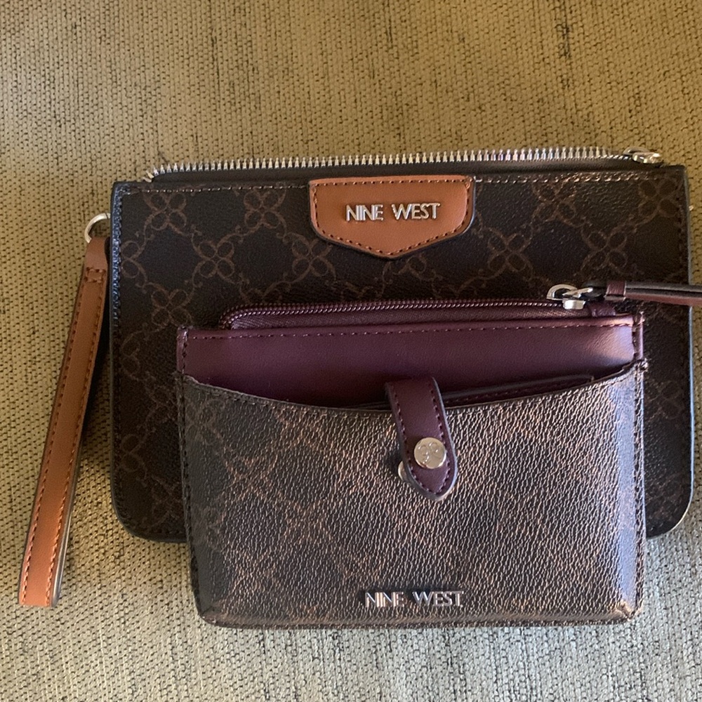 Nine West wristlet and billfold with card holder